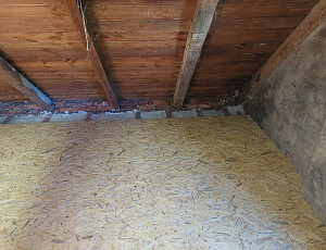 Zateplení půdy a zhotovení podlahy